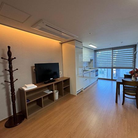 Residence Hotel K Okpo Geoje Esterno foto